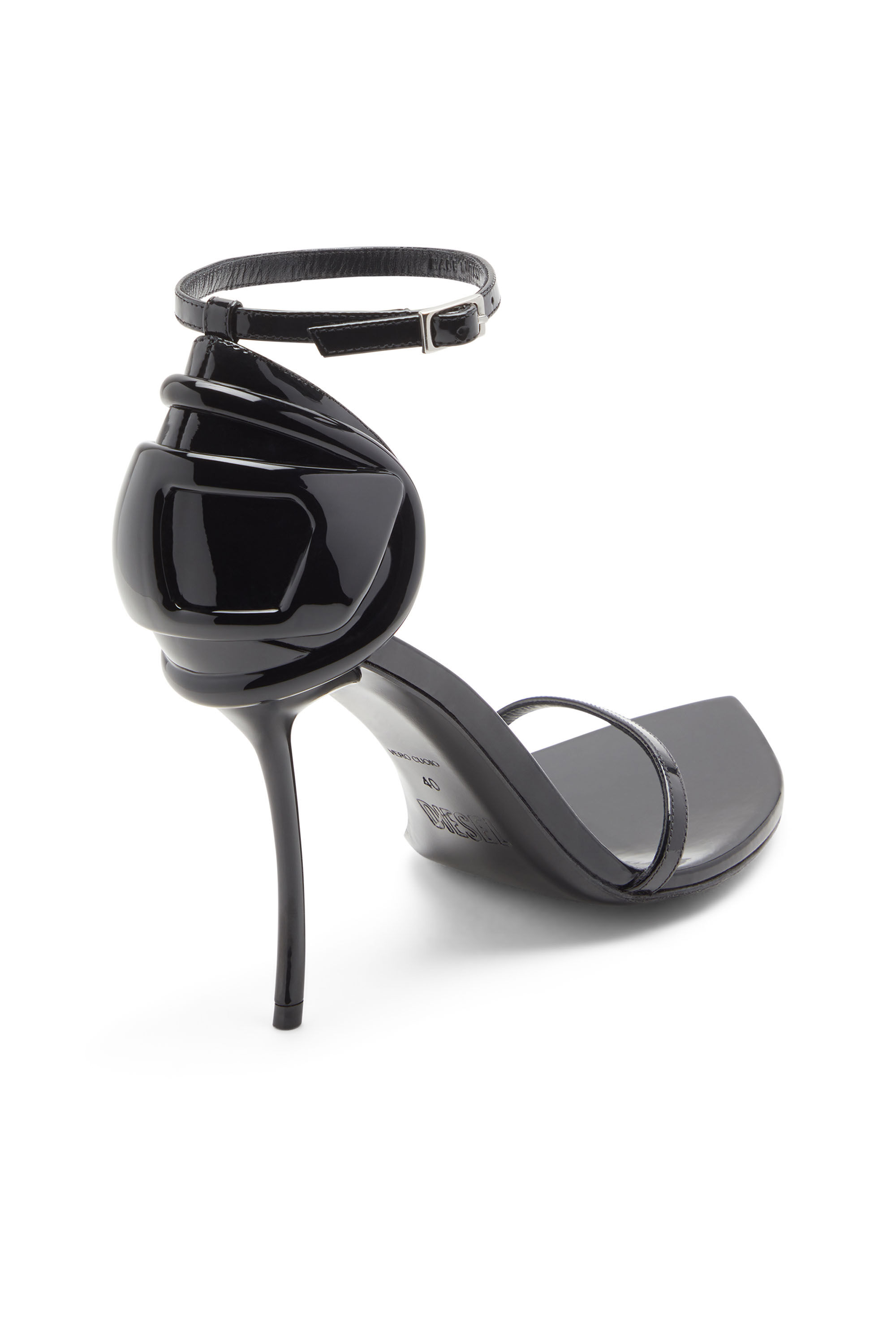 Diesel - D-TEN&HALF SANDAL, D-Ten&Half-Sandale à talon aiguille en cuir verni et satin Femme in Noir - 6