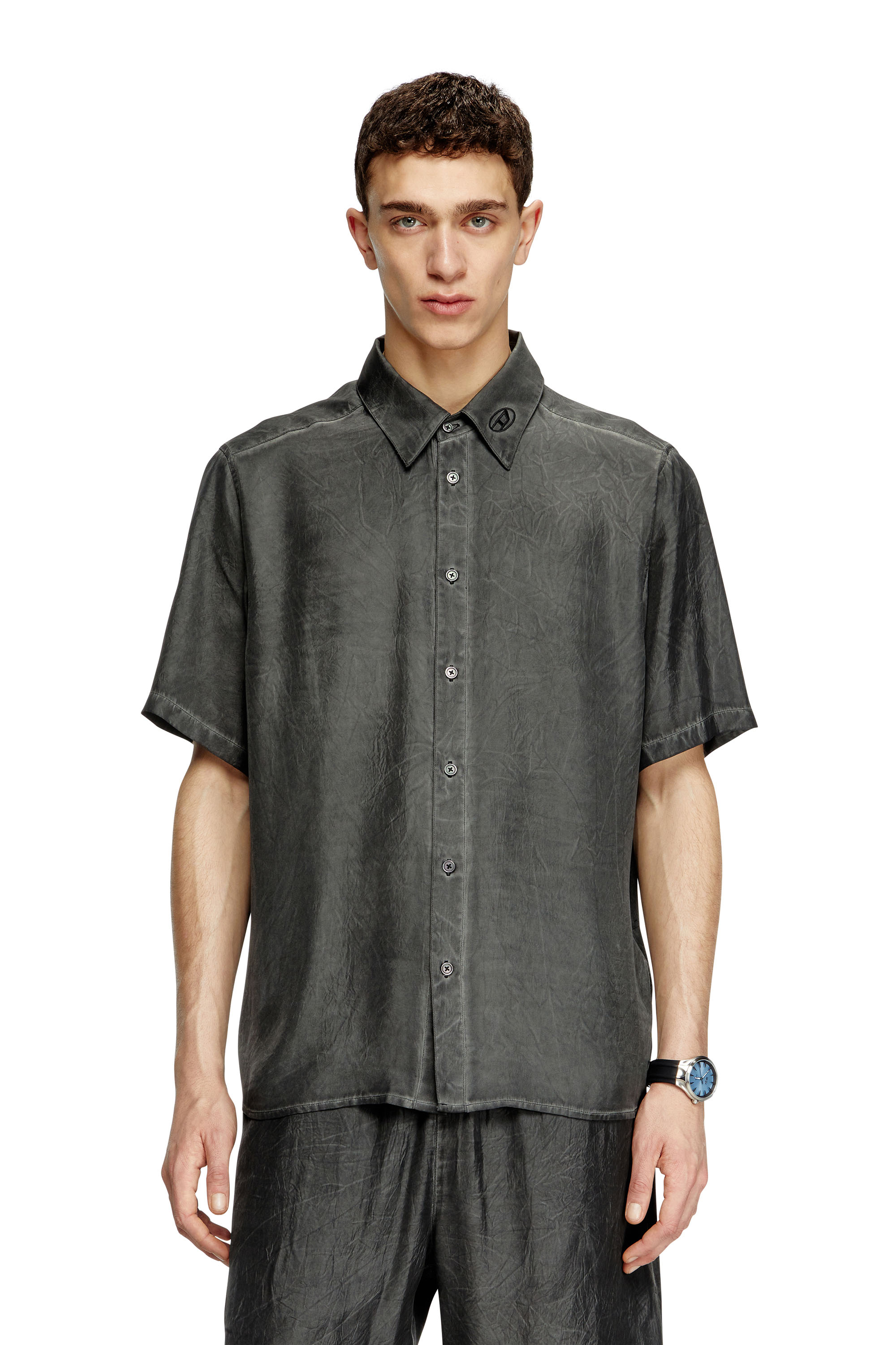 Diesel - S-LEON-SHORT, Chemise à manches courtes froissée avec col à logo Mixte in Noir - 2
