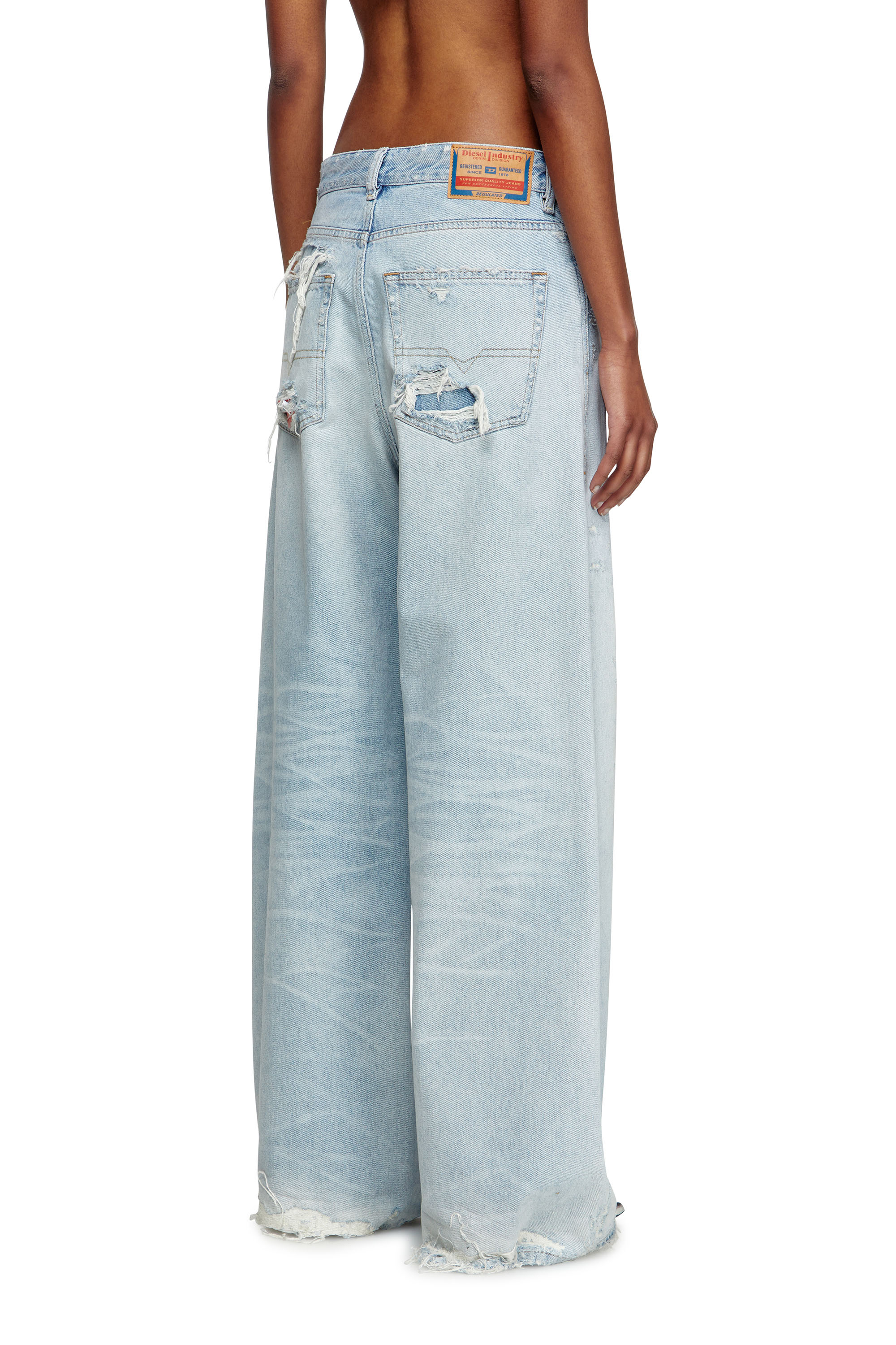 Diesel - Relaxed Jeans 1996 D-Sire 09M53 Femme, Bleu Clair - Image 4