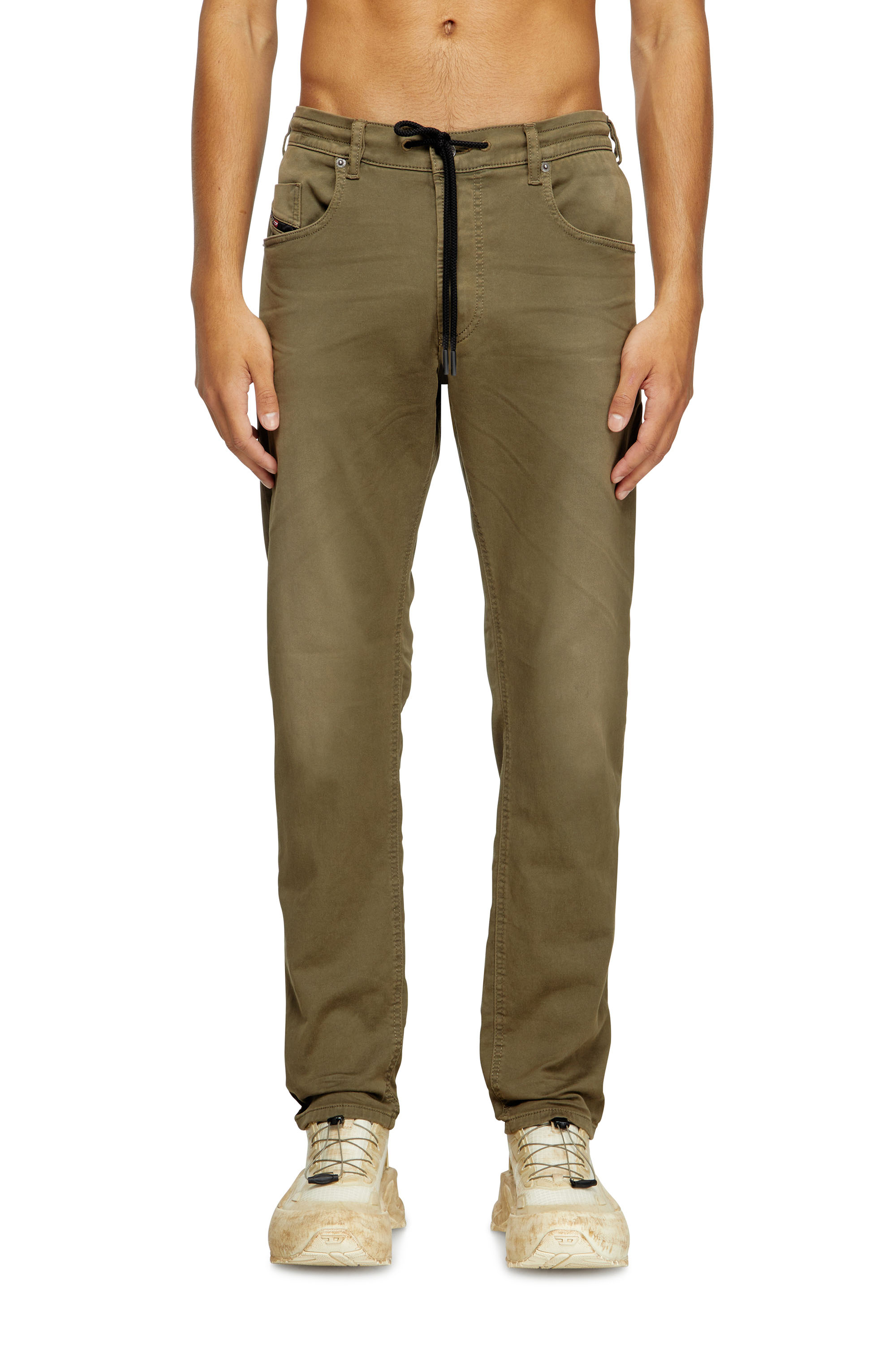 Diesel - Regular 2030 D-Krooley Joggjeans® 0670M Homme, Vert - Image 1
